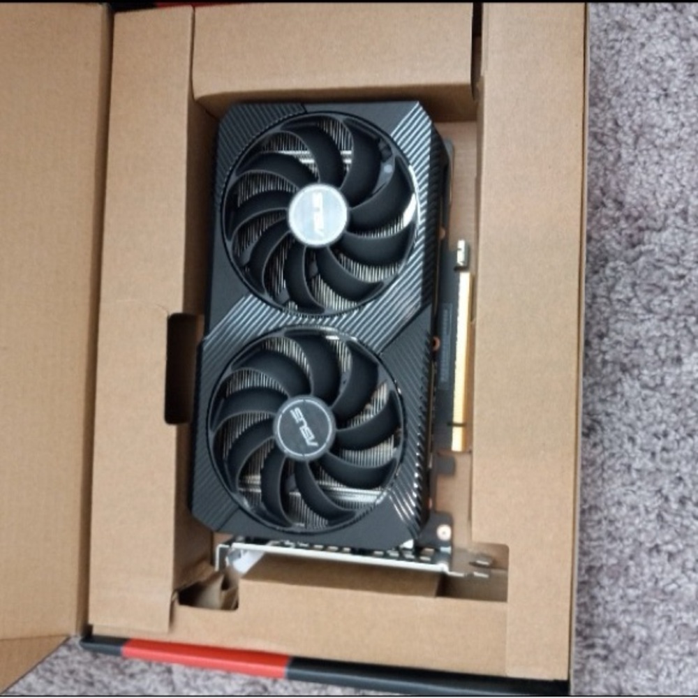 Asus Dual Radeon RX 6500 XT OC Edition - Picture 4 of 6
